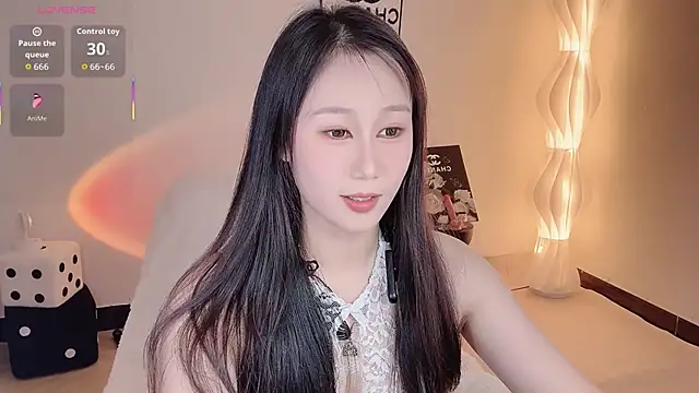 Snapshot of BoxedGyre- chatting on November 2025 02:31:02 PM BoxedGyre- online show from November 2025 02:31:02 PM