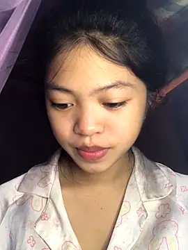 Thy00   online show from October 2025 01:40:01 AM