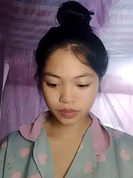 Snapshot of Thy00__ chatting on November 2025 02:42:02 PM Thy00 online show from November 2025 02:42:02 PM