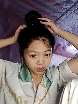 Snapshot of Thy00__ chatting on November 2025 03:22:01 AM Thy00 online show from November 2025 03:22:01 AM