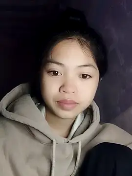 Snapshot of Thy00__ chatting on November 2025 07:28:01 PM Thy00 online show from November 2025 07:28:01 PM