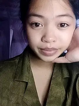 Snapshot of Thy00__ chatting on October 2025 03:24:01 PM Thy00 online show from October 2025 03:24:01 PM