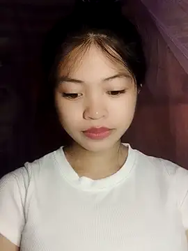 Thy00   online show from October 2025 01:03:02 AM