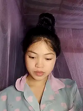 Snapshot of Thy00__ chatting on October 2025 03:44:01 PM Thy00 online show from October 2025 03:44:01 PM