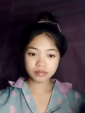 Snapshot of Thy00__ chatting on December 2025 03:06:02 PM Thy00 online show from December 2025 03:06:02 PM