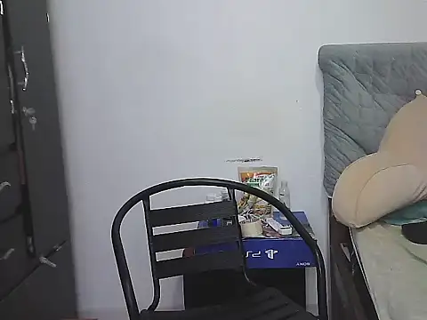 morenocabro10 online show from February 2026 12:33:02 AM