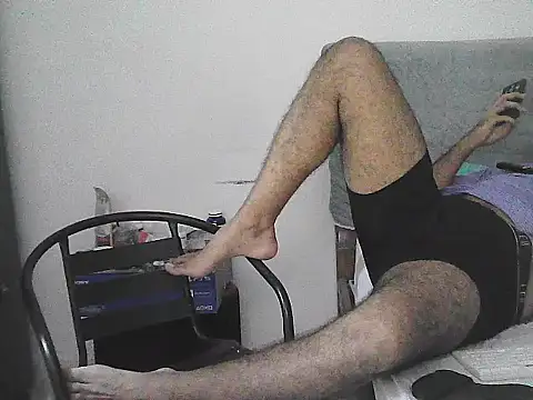 Snapshot of morenocabro10 chatting on June 2026 05:01:02 AM morenocabro10 online show from June 2026 05:01:02 AM