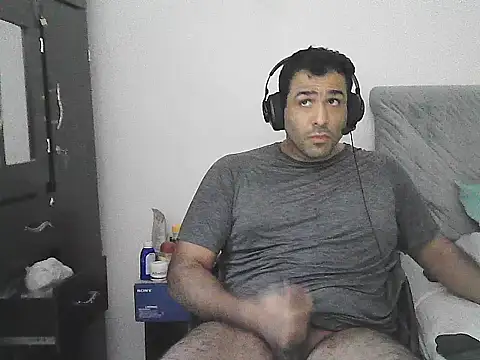 Snapshot of morenocabro10 chatting on June 2026 06:01:02 AM morenocabro10 online show from June 2026 06:01:02 AM