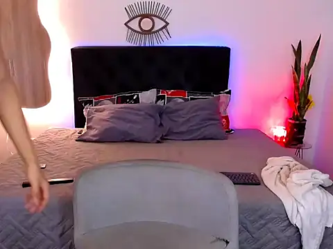 NoahDevil18 online show from September 2025 12:34:02 PM