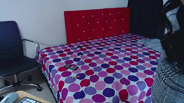 girl hot699 online show from November 2025 07:45:02 AM