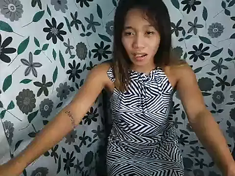 Snapshot of Virgen_christine01 chatting on October 2025 06:40:01 PM Virgen christine01 online show from October 2025 06:40:01 PM