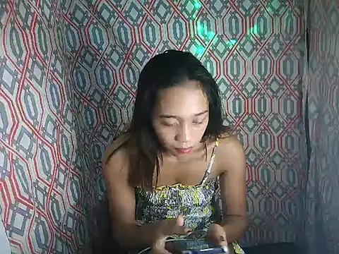 Virgen christine01 online show from November 2025 12:43:02 AM