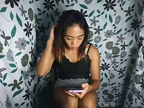 Virgen christine01 online show from February 2026 06:30:01 PM