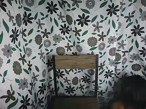 Virgen christine01 online show from March 2026 06:00:02 AM