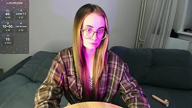 MewStella online show from November 2025 05:24:01 PM