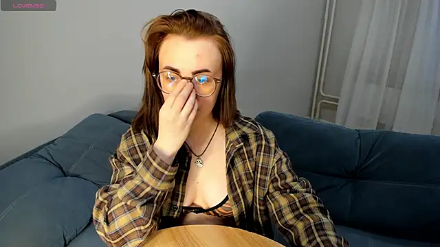 MewStella online show from March 2026 05:58:02 PM