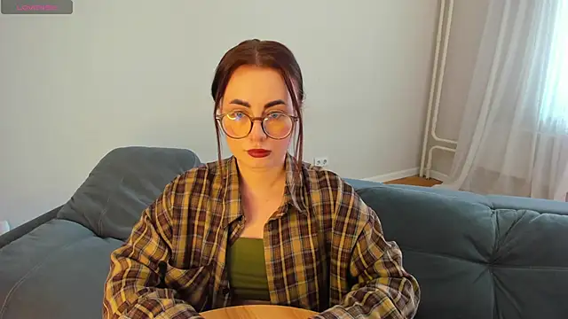 Snapshot of MewStella chatting on April 2026 09:27:01 AM MewStella online show from April 2026 09:27:01 AM
