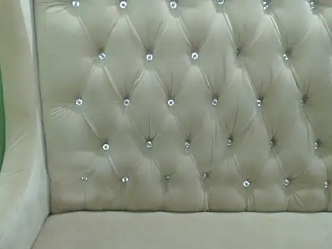 kenishagoddess online show from April 2026 01:27:01 PM