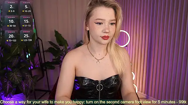 LauraWifeness online show from October 2025 06:57:01 AM