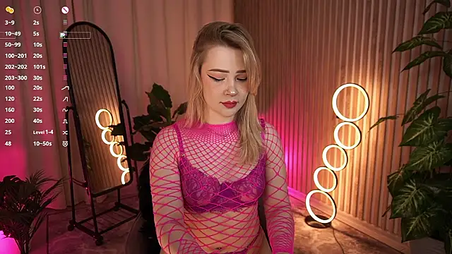 LauraWifeness online show from March 2026 06:02:01 AM