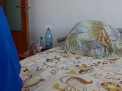 hugecock4u1990 online show from October 2025 08:46:03 AM