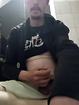 hugecock4u1990 online show from April 2026 12:14:02 AM