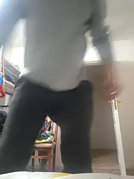 hugecock4u1990 online show from December 2025 06:09:02 PM