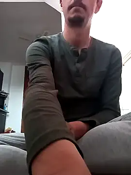 hugecock4u1990 online show from April 2026 04:28:02 AM