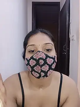 Snapshot of Cute_Rakhi8 chatting on July 2026 05:51:01 AM Cute Rakhi8 online show from July 2026 05:51:01 AM