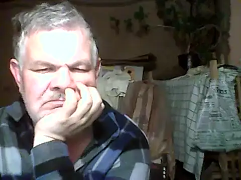 Snapshot of A1B3- chatting on October 2025 03:45:01 PM A1B3- online show from October 2025 03:45:01 PM