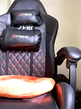 Snapshot of Mei-Mei89 chatting on October 2025 01:29:02 AM Mei-Mei89 online show from October 2025 01:29:02 AM