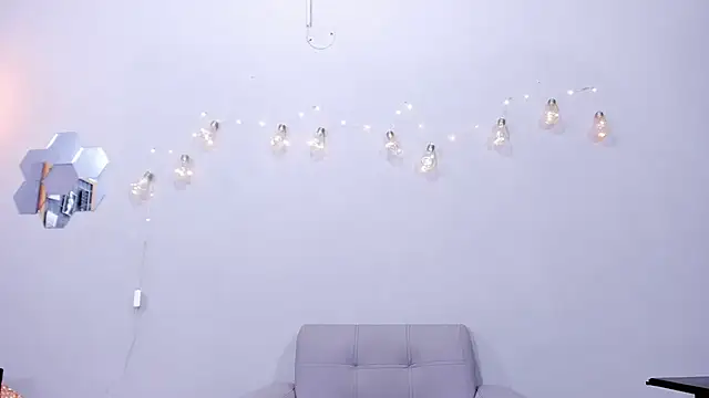 alianim online show from December 2025 07:04:02 PM