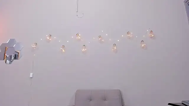 alianim online show from December 2025 08:54:01 PM