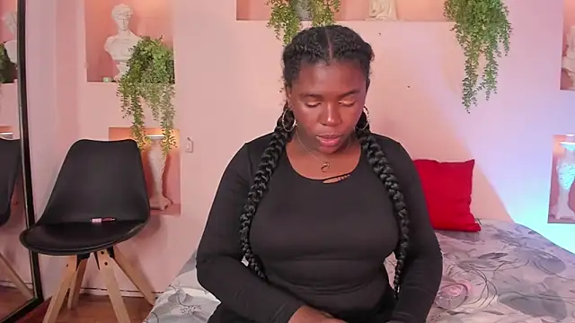 NanyMoreno online show from December 2025 12:51:02 PM