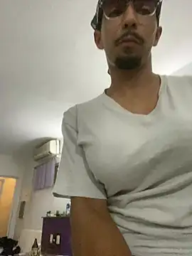 mazerhot online show from January 2026 09:27:02 AM