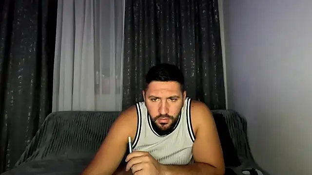 Gold Alpha Boy online show from September 2025 06:34:01 PM