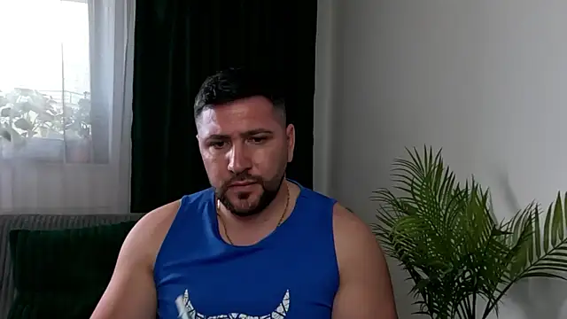 Gold Alpha Boy online show from May 2026 01:31:02 PM