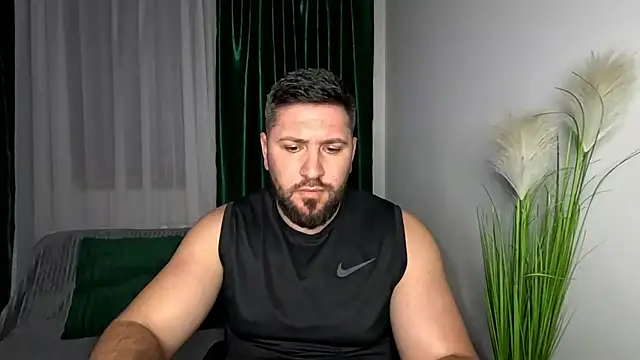 Gold Alpha Boy online show from April 2026 08:04:02 PM