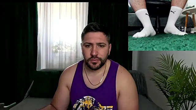 Gold Alpha Boy online show from June 2026 05:51:01 AM