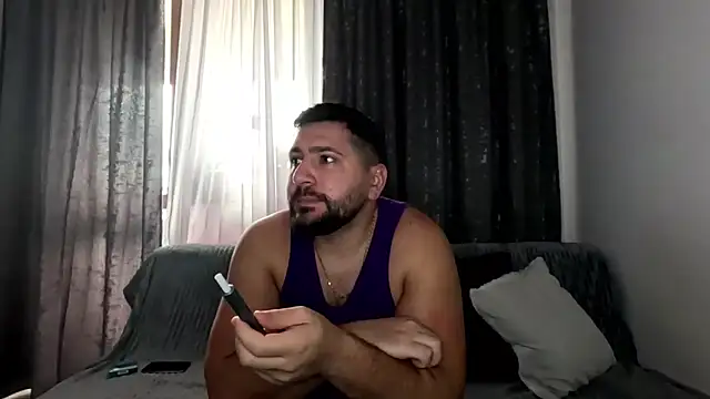 Gold Alpha Boy online show from October 2025 08:15:02 AM