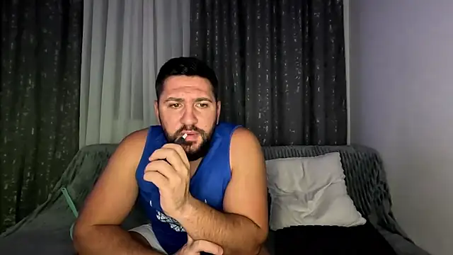 Gold Alpha Boy online show from October 2025 08:21:01 PM