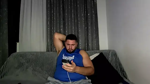 Snapshot of Gold_Alpha_Boy chatting on November 2025 05:28:02 PM Gold Alpha Boy online show from November 2025 05:28:02 PM