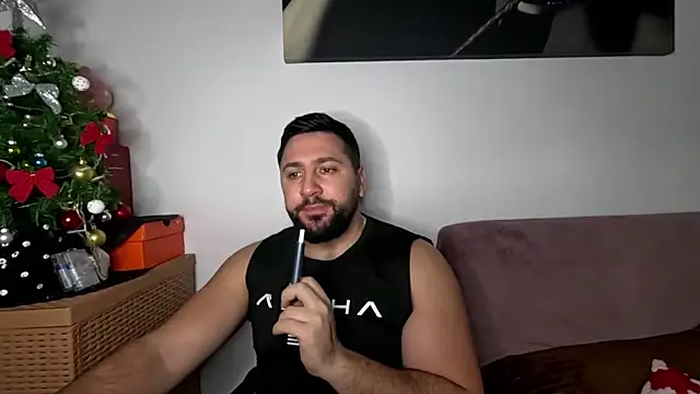 Snapshot of Gold_Alpha_Boy chatting on December 2025 05:13:01 PM Gold Alpha Boy online show from December 2025 05:13:01 PM