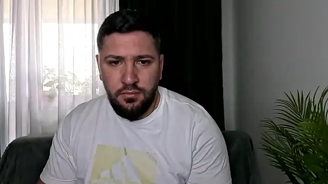 Gold Alpha Boy online show from May 2026 09:49:02 AM
