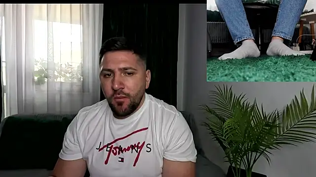Gold Alpha Boy online show from June 2026 09:09:01 AM