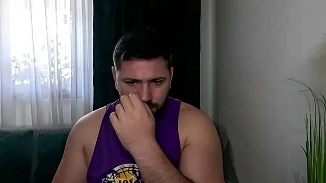 Gold Alpha Boy online show from April 2026 08:26:01 AM