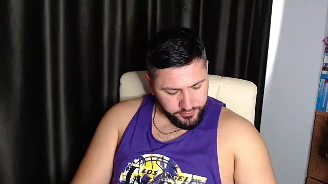 Snapshot of Gold_Alpha_Boy chatting on November 2025 08:41:01 AM Gold Alpha Boy online show from November 2025 08:41:01 AM