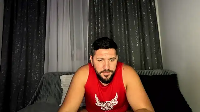 Gold Alpha Boy online show from September 2025 06:59:02 PM