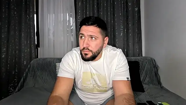 Snapshot of Gold_Alpha_Boy chatting on November 2025 02:00:02 PM Gold Alpha Boy online show from November 2025 02:00:02 PM