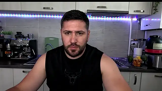 Gold Alpha Boy online show from June 2026 02:00:01 PM